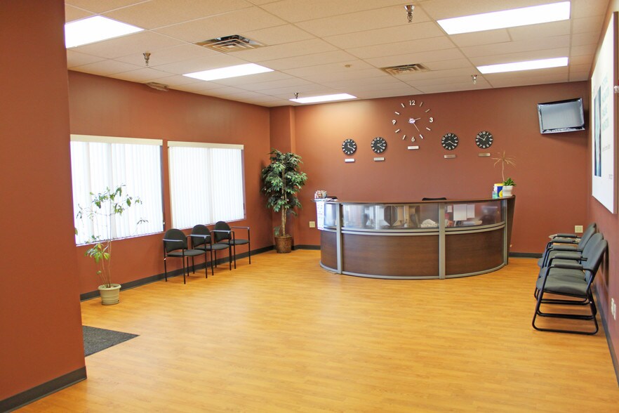8001 N University St, Peoria, IL à louer - Autre – Image 2 sur 16