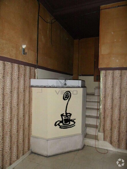 View Photo