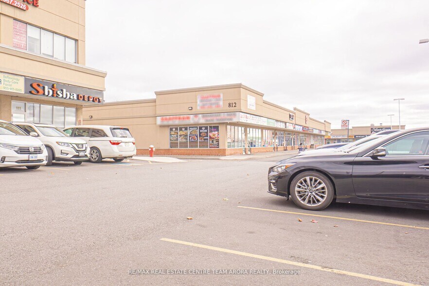 812 Britannia Rd, Mississauga, ON à vendre - Photo de l’immeuble – Image 3 sur 3