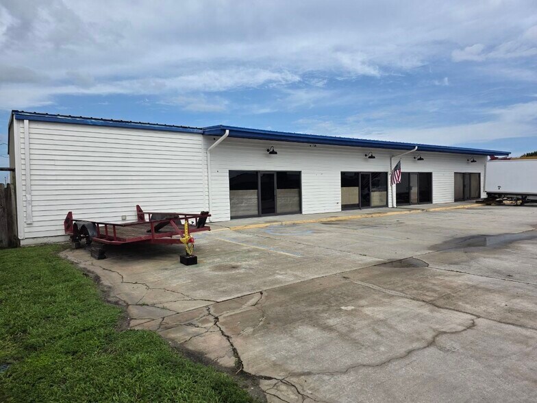 2850 SW 3rd Ter, Okeechobee, FL à vendre - Photo de l’immeuble – Image 3 sur 3