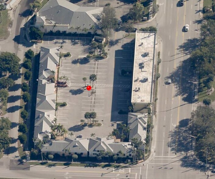 665 SE 10th St, Deerfield Beach, FL à vendre - Photo de l’immeuble – Image 2 sur 34