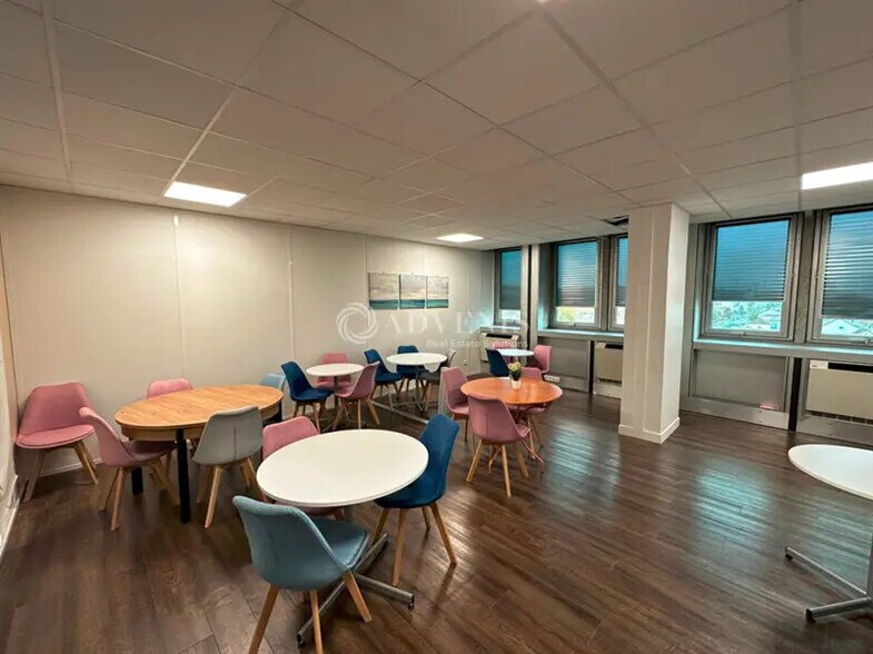 Bureau dans Choisy-le-Roi à louer - Photo de l’immeuble – Image 3 sur 4