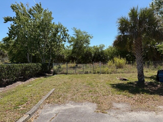 1264 SE Malabar Rd, Palm Bay, FL à vendre - Autre – Image 3 sur 5
