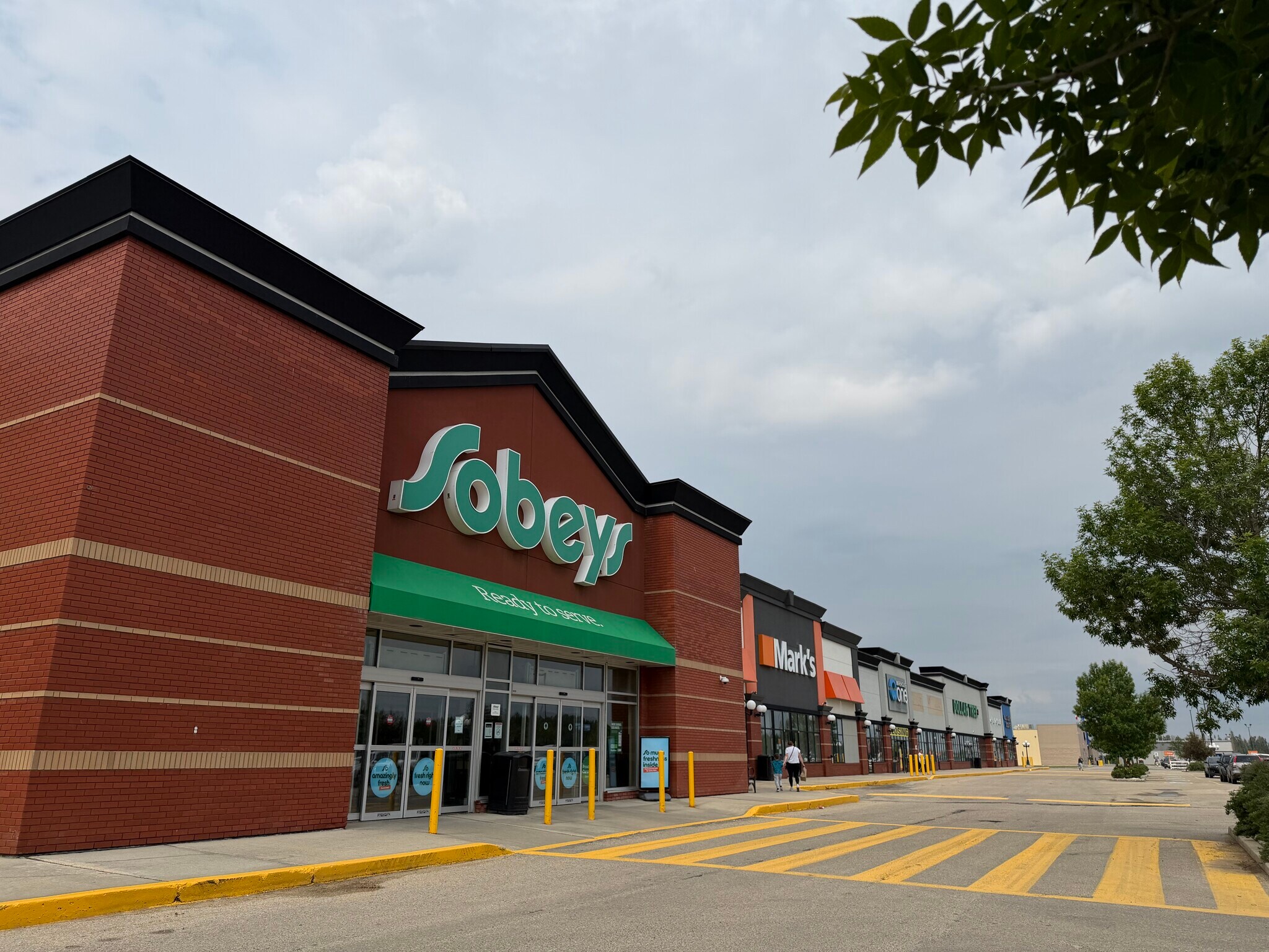 1500 Main St, Slave Lake, AB à louer Photo de l’immeuble– Image 1 sur 14