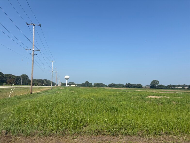 4545 IL-17, Kankakee, IL à vendre - Photo principale – Image 1 sur 2