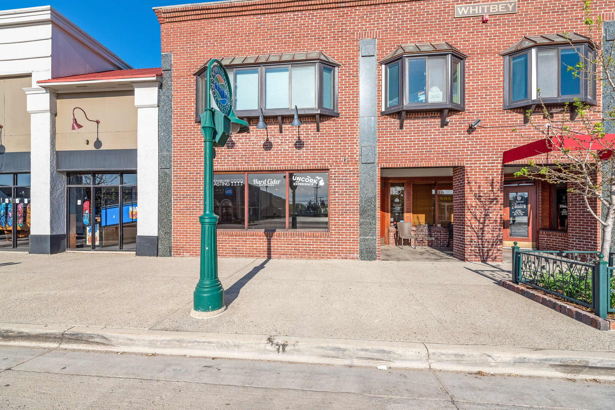 223-227 S Main St, Rochester, MI à louer Photo principale– Image 1 sur 21