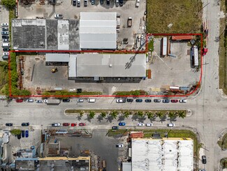 Plus de détails pour 2250 NW 77th Ter, Miami, FL - Industriel/Logistique à louer