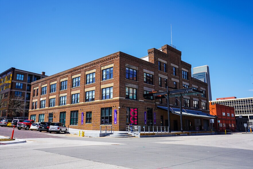 1402 Jones St, Omaha, NE à louer - Photo de l’immeuble – Image 2 sur 30