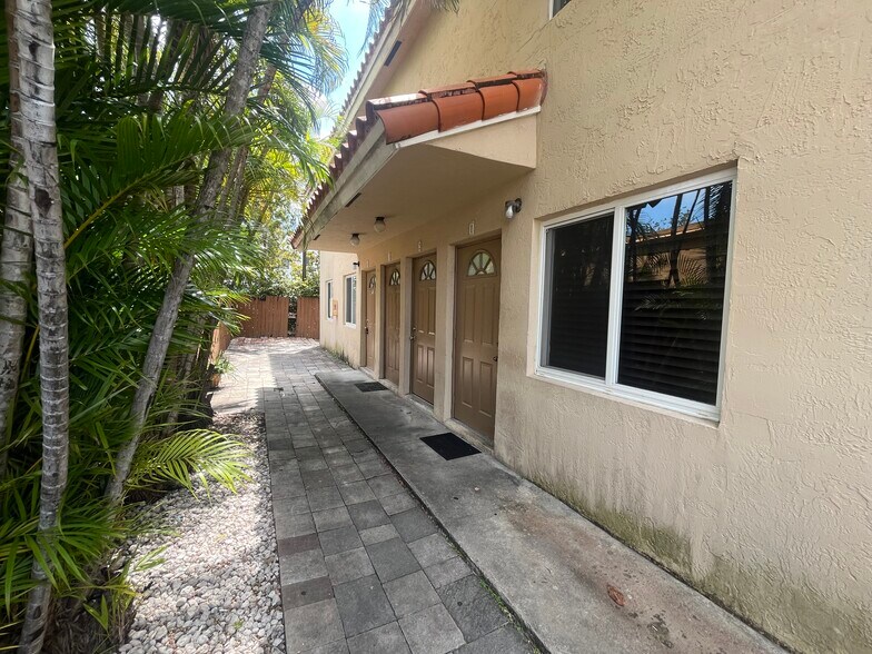 1419 SW 22nd Ave, Miami, FL à vendre - Photo de l’immeuble – Image 2 sur 14