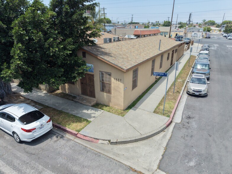 1327 E Mauretania St, Wilmington, CA à vendre - Photo de l’immeuble – Image 1 sur 42