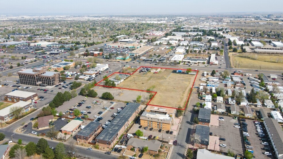 15500-15566 E Colfax Ave, Aurora, CO à vendre - Photo de l’immeuble – Image 2 sur 4