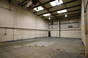 541 Blandford Rd, Poole à louer Photo intérieure– Image 1 sur 2