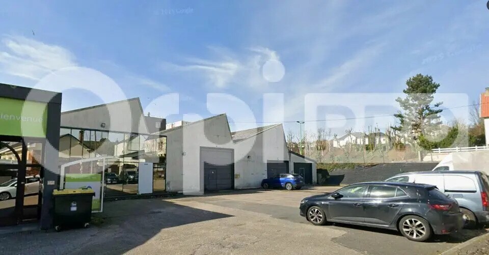 Local d'activités dans Montivilliers à vendre - Photo de l’immeuble – Image 1 sur 12