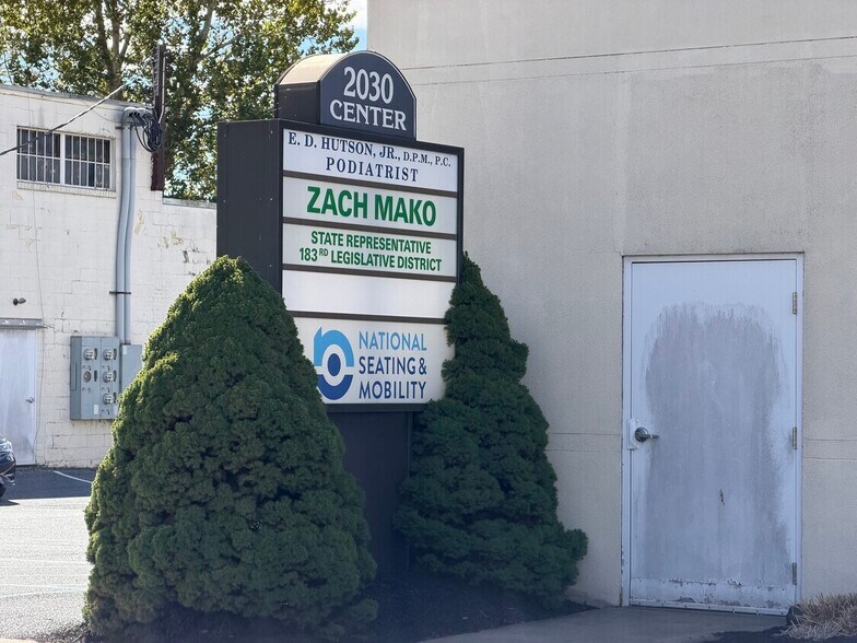 2030 Center St, Northampton, PA à louer - Photo de l’immeuble – Image 2 sur 13