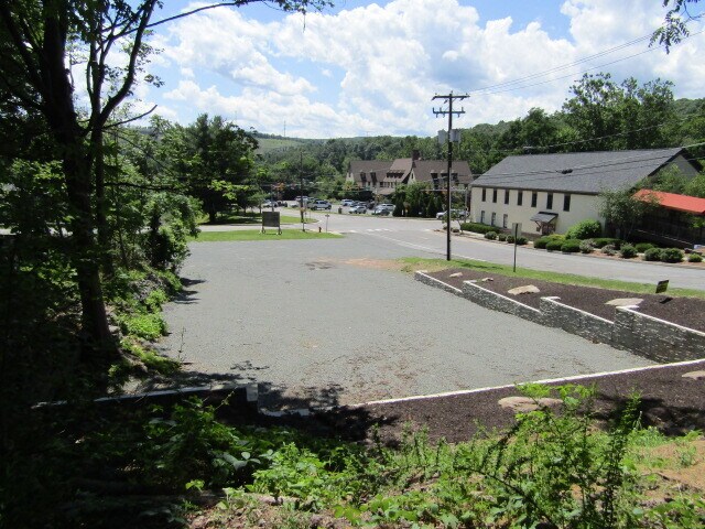 102 Spruce St, Hawley, PA à vendre - Photo de l’immeuble – Image 3 sur 14