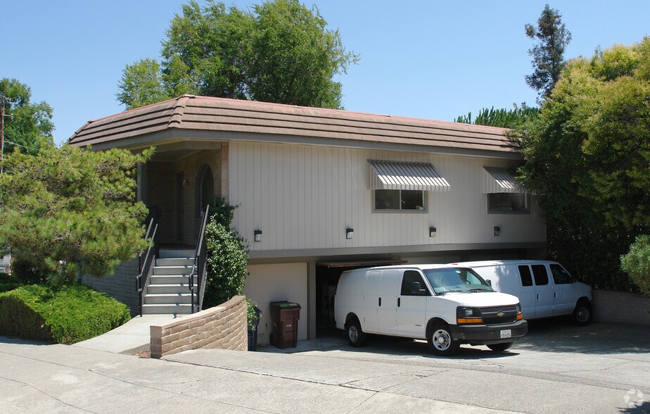 1176 Boulevard Way, Walnut Creek, CA à vendre - Photo de l’immeuble – Image 3 sur 6