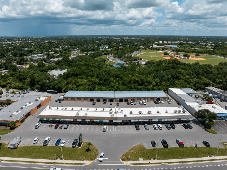 757-789 US 41 Byp S, Venice, FL à louer - Photo de l’immeuble – Image 2 sur 3