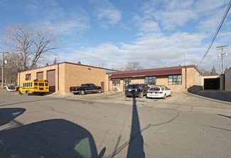 Plus de détails pour 322 W 59 1/2 St, Minneapolis, MN - Industriel/Logistique à vendre