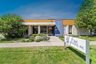 Plus de détails pour 2500 E Devon Ave, Elk Grove Village, IL - Industriel/Logistique à louer
