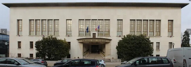 Plus de détails pour Local commercial à louer