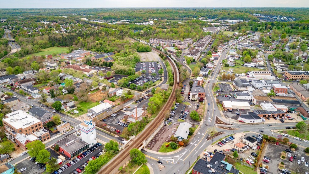 406 Lafayette Blvd, Fredericksburg, VA à vendre - Photo de l’immeuble – Image 3 sur 8