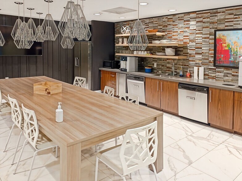 1050 Connecticut Ave NW, Washington, DC à louer - Photo intérieure – Image 2 sur 12