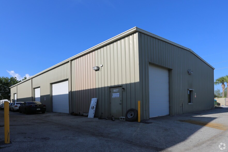 1927-1935 SW South Macedo Blvd, Port Saint Lucie, FL à vendre - Photo de l’immeuble – Image 2 sur 14