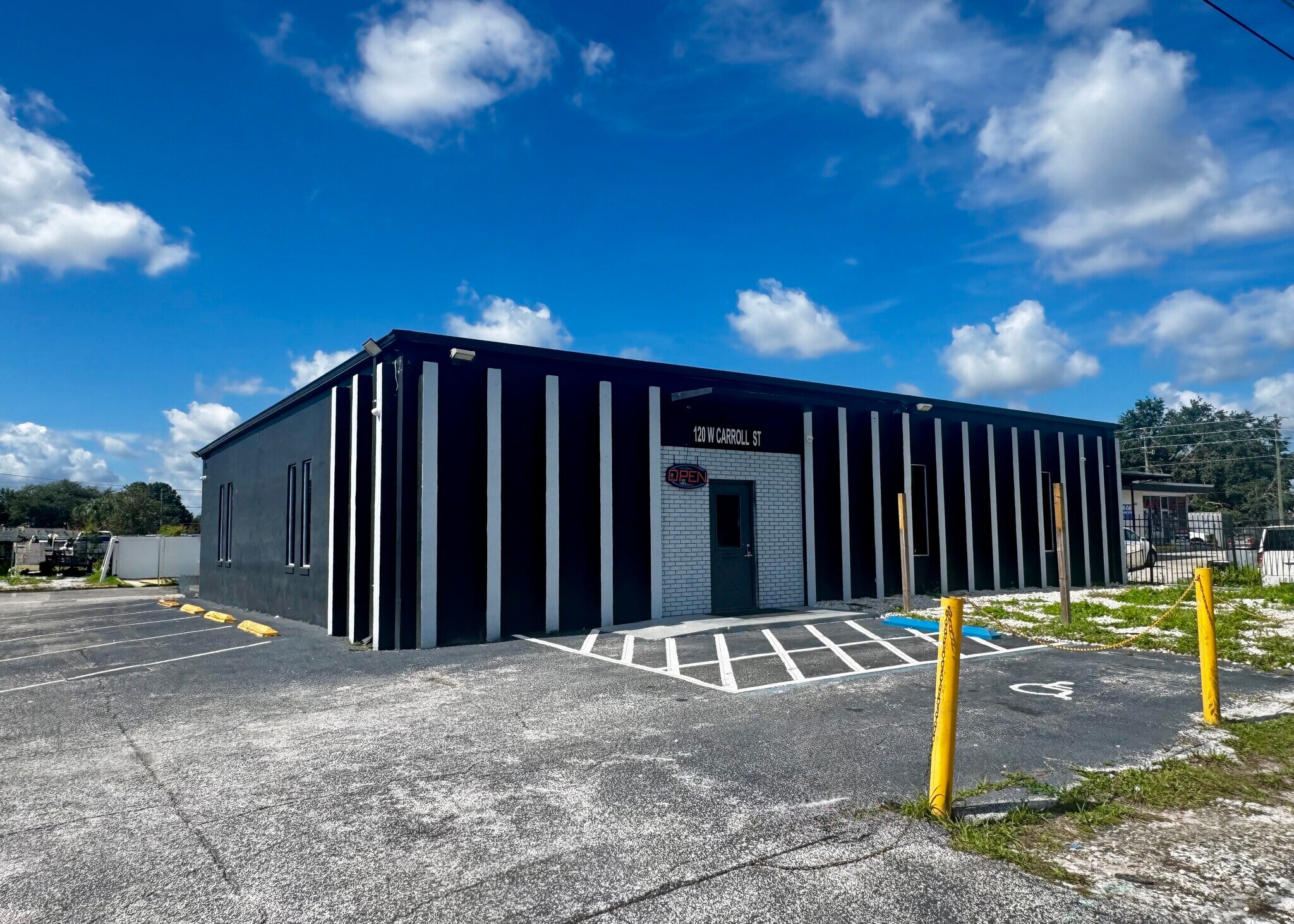 120 W Carroll St, Kissimmee, FL à vendre Photo de l’immeuble– Image 1 sur 37