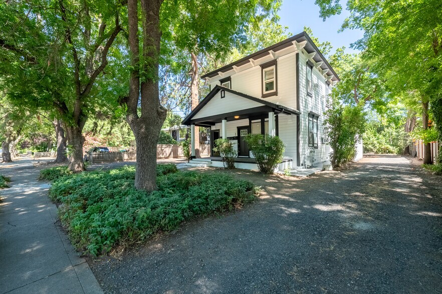 765 Humboldt Ave, Chico, CA à vendre - Photo de l’immeuble – Image 2 sur 26