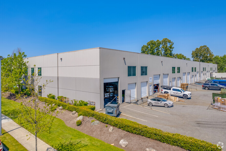 14273 Knox Way, Richmond, BC à louer - Photo de l’immeuble – Image 2 sur 4
