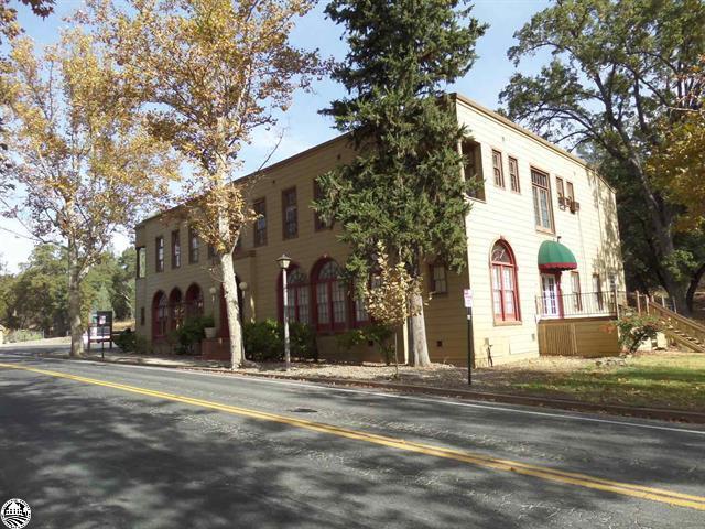 19043 Standard Rd, Sonora, CA à louer - Photo de l’immeuble – Image 3 sur 4