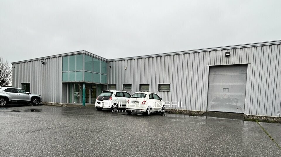 Local d’activités dans Flourens à louer - Photo de l’immeuble – Image 1 sur 8
