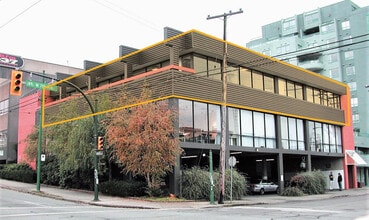 1412 W 7th Ave, Vancouver, BC à louer Photo de l’immeuble– Image 1 sur 7