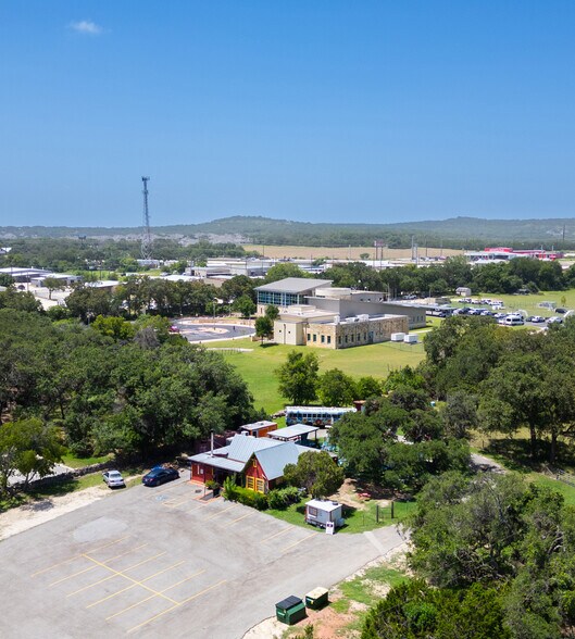 118 Old San Antonio Rd, Boerne, TX à vendre - Photo de l’immeuble – Image 2 sur 5