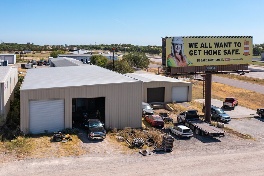 7626 N General Bruce Dr, Temple, TX à louer - Photo de l’immeuble – Image 2 sur 23