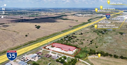 1850 N Stemmons St, Sanger, TX à louer Photo intérieure– Image 1 sur 1