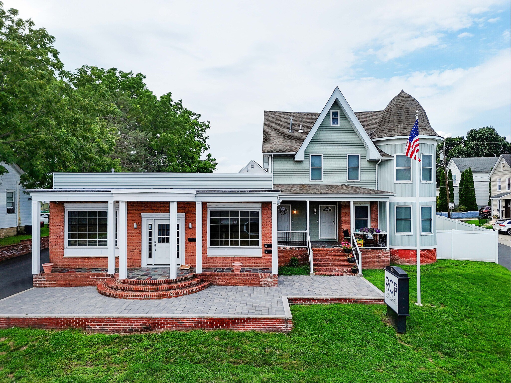 215 Washington Rd, Sayreville, NJ à louer Photo de l’immeuble– Image 1 sur 43