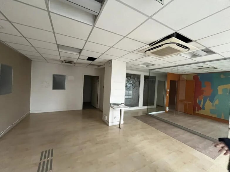 Bureau dans Toulon à louer - Photo intérieure – Image 2 sur 7