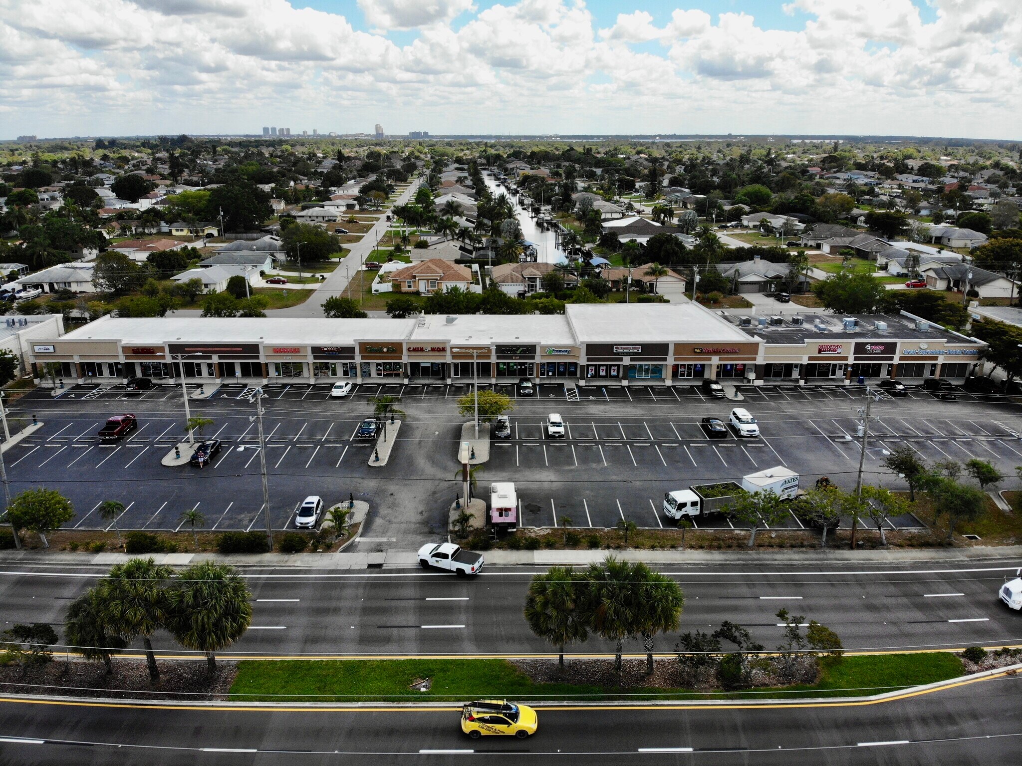 1109-1131 Del Prado Blvd S, Cape Coral, FL à louer Photo de l’immeuble– Image 1 sur 7