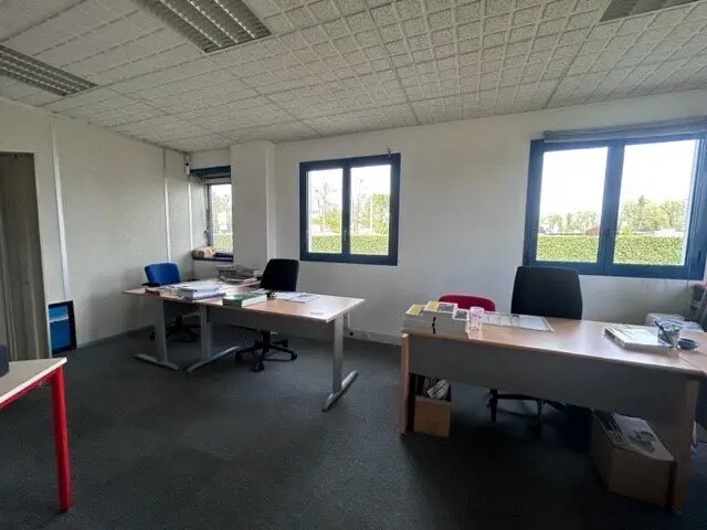 Bureau dans Chalon-sur-Saône à louer - Photo de l’immeuble – Image 2 sur 5