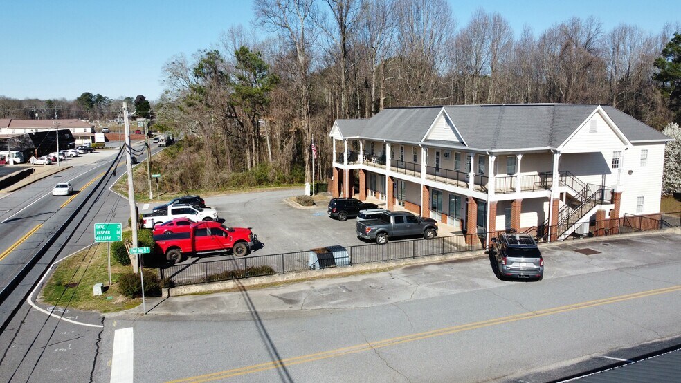 86 Hwy 53 W, Dawsonville, GA à vendre - Photo de l’immeuble – Image 3 sur 4