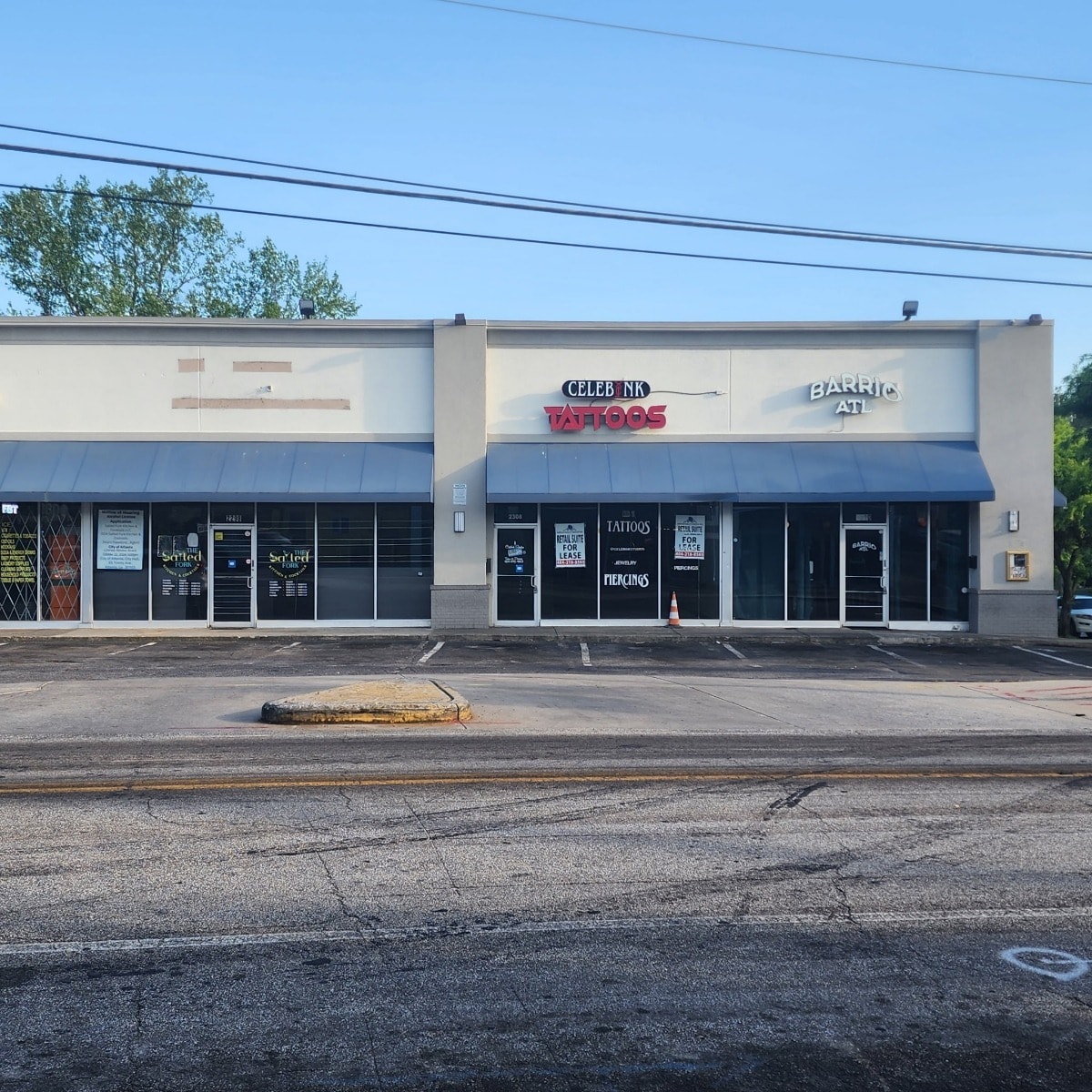 2290-2310 Cascade Rd SW, Atlanta, GA à louer Photo de l’immeuble– Image 1 sur 5