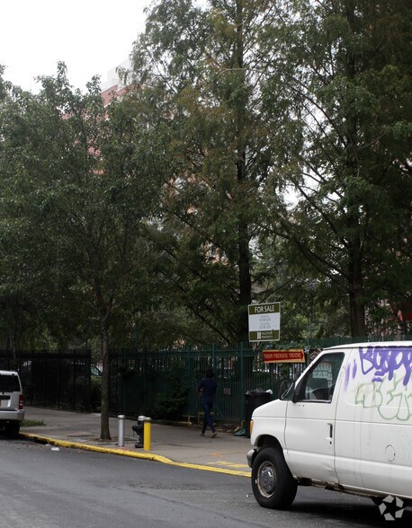 4 Hancock Pl, New York, NY à vendre - Photo de l’immeuble – Image 3 sur 9