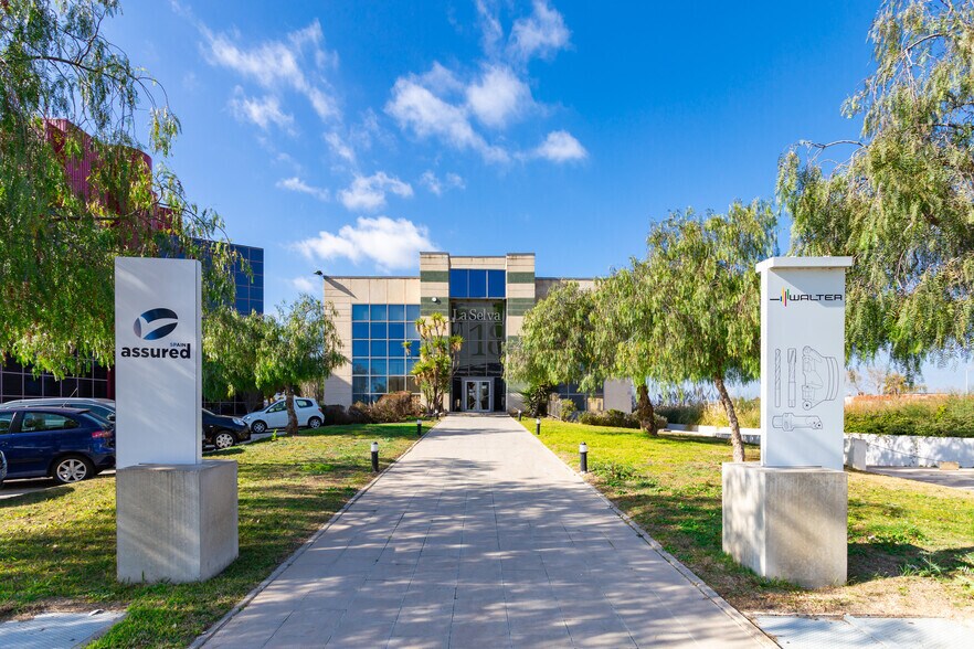Carrer de la Selva, 18, El Prat de Llobregat, Barcelona à louer - Photo de l’immeuble – Image 3 sur 26