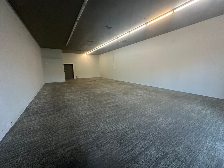 271-293 San Jacinto River Rd, Lake Elsinore, CA à louer - Photo de l’immeuble – Image 3 sur 8