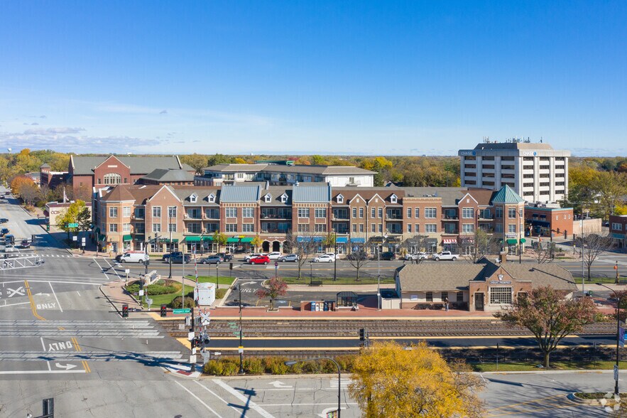 2-90 E Northwest Hwy, Mount Prospect, IL à louer - Photo de l’immeuble – Image 1 sur 6