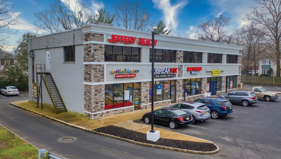 108-120 US Highway 22, North Plainfield, NJ à louer - Photo de l’immeuble – Image 1 sur 4