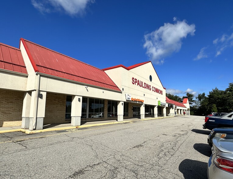 306 N Main St, Rochester, NH à louer - Photo de l’immeuble – Image 1 sur 5