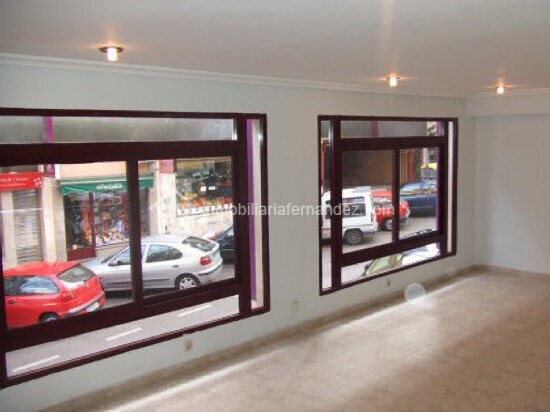 Local commercial dans Cáceres à vendre - Photo de l’immeuble – Image 3 sur 9