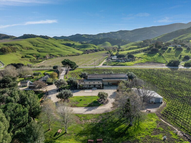 6855 Santa Rosa Rd, Buellton, CA à vendre - Photo principale – Image 1 sur 29